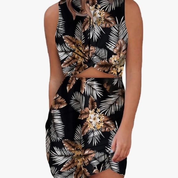 Acelitt Tropical Floral Black Cutout Bodycon Dress NWT - Picture 1 of 3